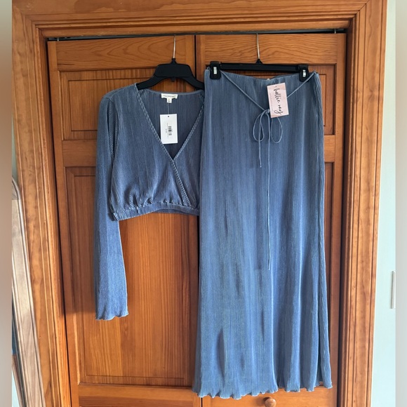 2 piece set - Picture 1 of 11